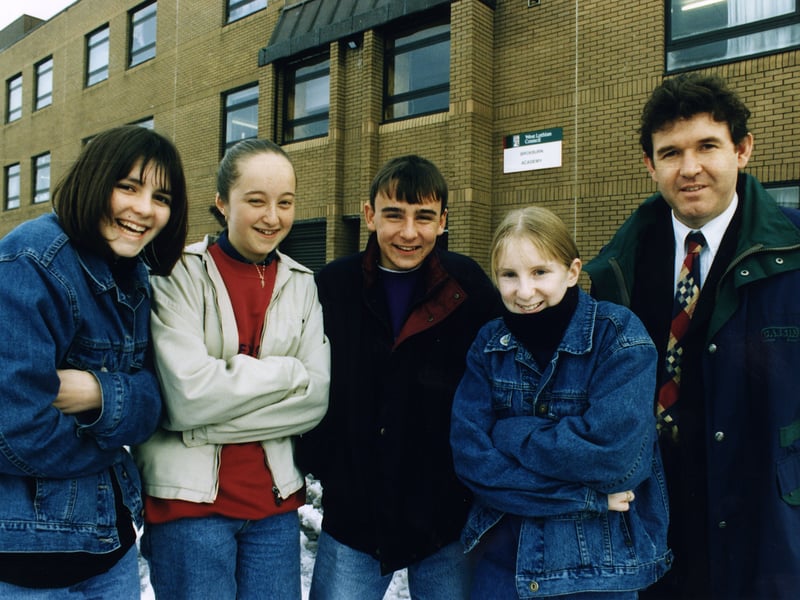 Pupils at Broxburn Academy stranded because of the snow in 1996