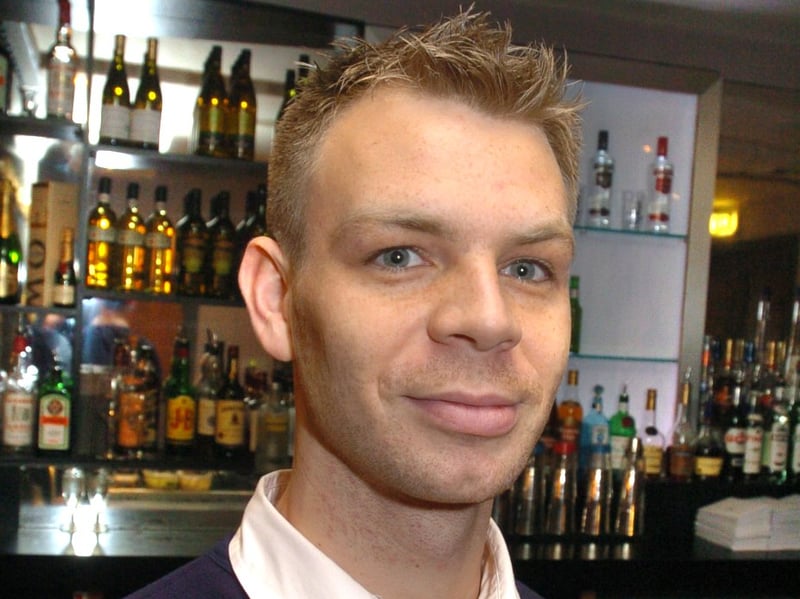 Chris Ellis, assistant manager at the Takapuna bar, on West Street, Sheffield, in 2004
