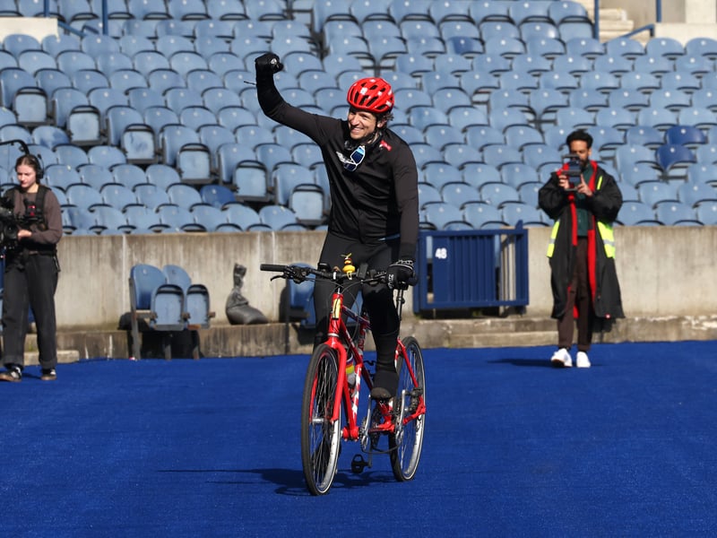 After eight days of cycling, Greg James reached the finish line in Edinburgh. 