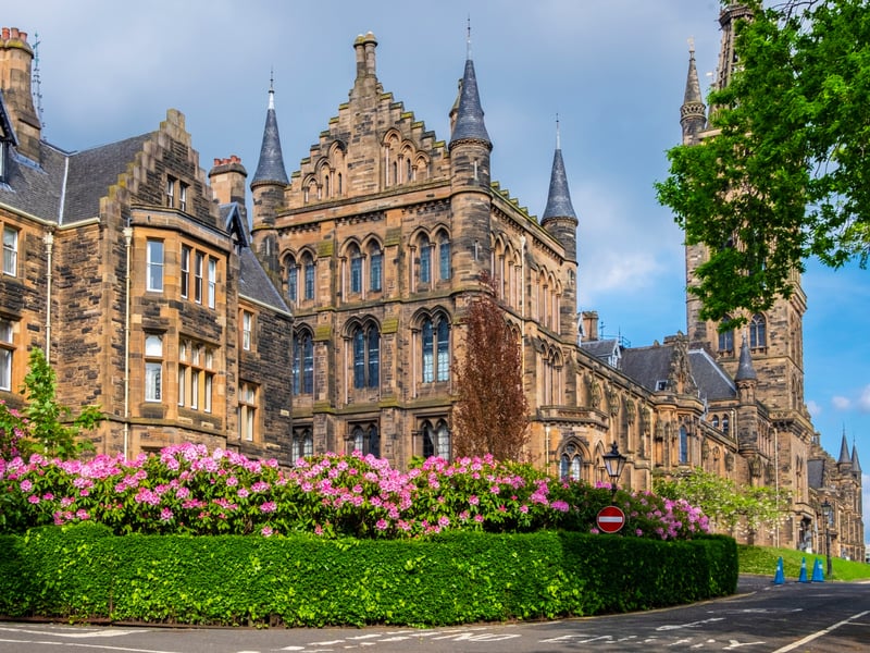 Rounding out the top three is the University of Glasgow, with a score of 8.44 out of 10. Glasgow blends scale with success, with over a third of its students (35.9 per cent) being international, and an impressive 80.2 per cent of graduates securing full-time employment. Average rent comes in at £835, still significantly cheaper than Edinburgh but more than Fife, offering students a vibrant, culturally rich city without the capital city price tag. 