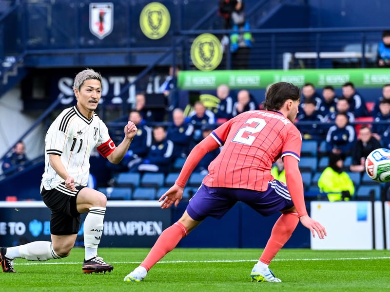 Made his first start for Scotland in two years and kept Daizen Maeda quiet. Had one hairy moment early on when he slipped. Played a little too safe going forward, with the crowd often urging him to drive at the Japan defence.