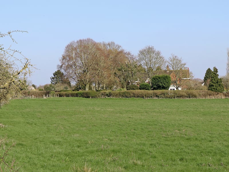 This walk is rated a 4.2 out of 60 reviews on the app. AllTrails has labelled it as a moderate walking level. Length - 12.7km Elevation gain - 324m Estimated time - 3.5-4 hours. The primary starting point for this walk is at the Northycote Farm and Country Park car park located on Underhill Lane, Bushbury, Wolverhampton. AllTrails reviewer, Bella Jane said: "This was such a lovely trail through loads of fields with lovely views. A very small part of it was on the road but quickly came off it. Slightly muddy at times but nothing major. We did this in only 3 hours. Would highly recommend and a lovely pub at the end."