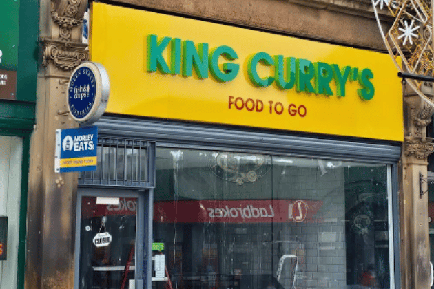 Known primarily as a local powerhouse for takeaways, King Curry’s is often commended for its speedy delivery and piping hot food. Reviews frequently point toward the excellent value for money and the specific quality of their seekh kebabs and biryanis. 🍛 84A Queen St, Morley, Leeds LS27 9BP