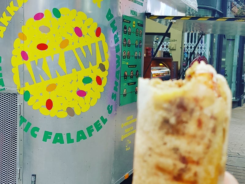 Akkawifood in Albion Place has a 4.9* rating from 84 reviews. A Google reviewer said: “Akkawi provided us with an amazing buffet for a working lunch in a Leeds office, it was delivered on time and the food was stunning and made a pleasant change from soggy sandwiches.”