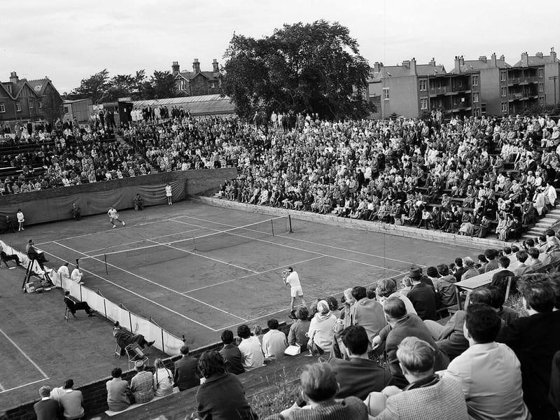 Crowds watch Luis Ayala v Kurt Nielsen at Craiglockhart in July 1963.
