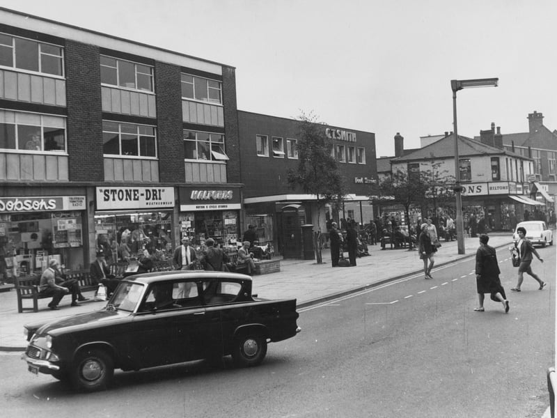 Part of the shopping centre on Carlton Street, Castleford, in September 1971