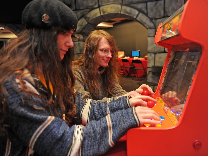 Alexa Luck-Power and Violet Holley of Leeds concentrating on Tetris.