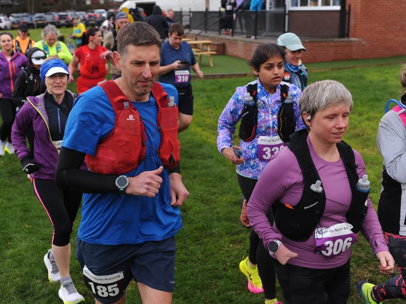 Runners set off from Rodley.