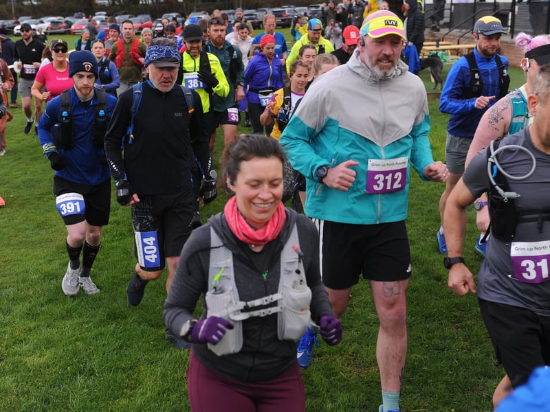 Runners set off in Rodley.
