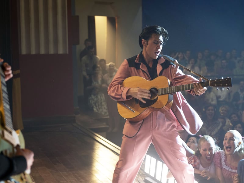 Released in 2022, Baz Luhrmann’s biographical drama about Elvis Presley was one of the most talked about films of the year. Garnering widespread critical acclaim, Austin Butler won Best Actor at the Golden Globes for his role as Elvis, with Tom Hanks playing Presley’s manager Colonel Tom Parker.