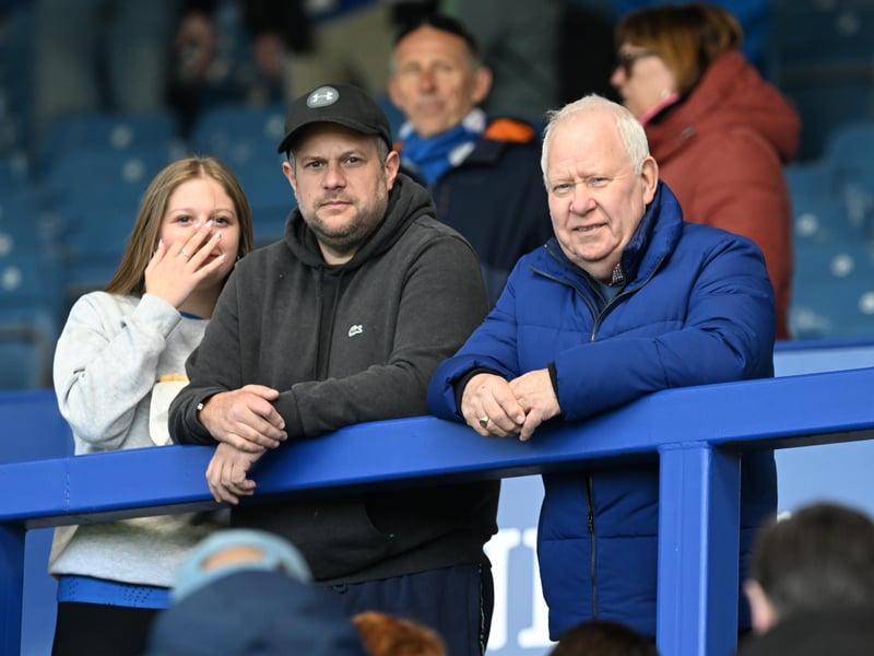 The Fratton faithful were in full voice on Easter Monday as they gave John Mousinho's men immense backing in their draw against relegation rivals Oxford United.