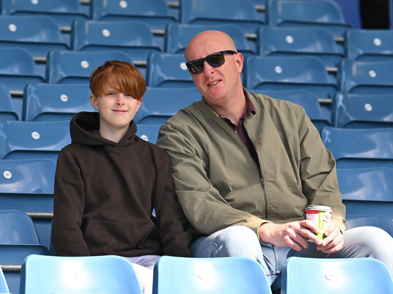 The Fratton faithful were in full voice on Easter Monday as they gave John Mousinho's men immense backing in their draw against relegation rivals Oxford United.