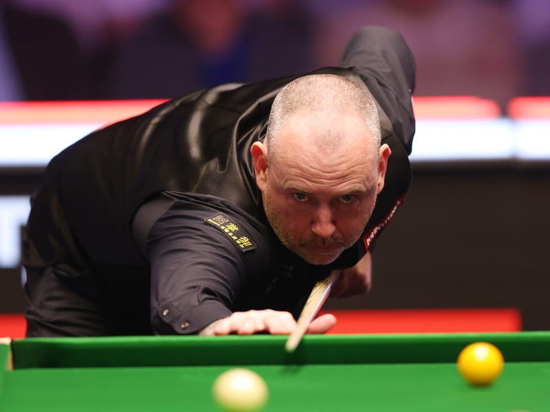 Nicknamed the Welsh Potting Machine, three-time World Champion Mark Williams is a member of a snooker's version of the 'Class of 92' based on star-studded talents that turned professional during the 1992‍–‍93 season. The other two are Ronnie O'Sullivan and John Higgins.