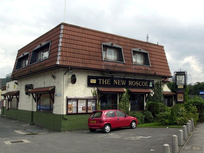 Did you enjoy a drink here back in the day? The New Roscoe pictured in August 2002.