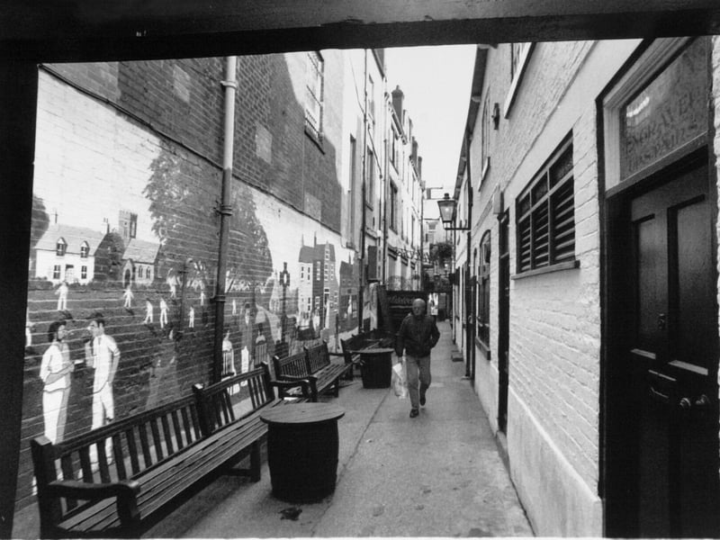 Turks Head Yard, Leeds, in July 1991