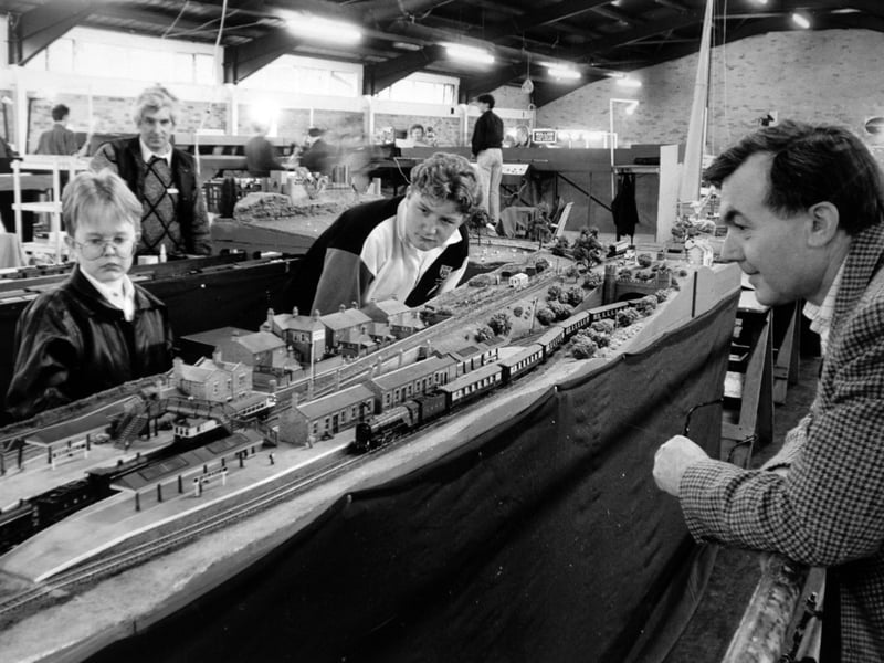 Harrogate.  29th March 1991
Members of the Granby High School Youth Club Model Railway Section make a last check on their entry at the 1991 Model Railway Exhibition at Harrogate. Pictured are Granby volunteer adult members Sandy Wilson and Mick Allan, with youngsters Iain Ferguson, 13, and David Leighton, 14.