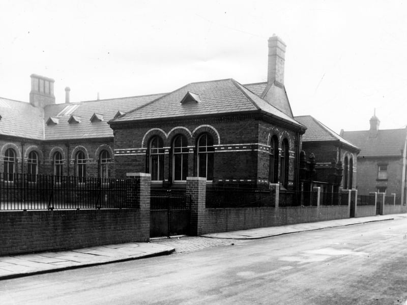 Bewerley Street Infant School, from Bewerley Street pictured in June 1964. It was the first School Board School to be built in Leeds.