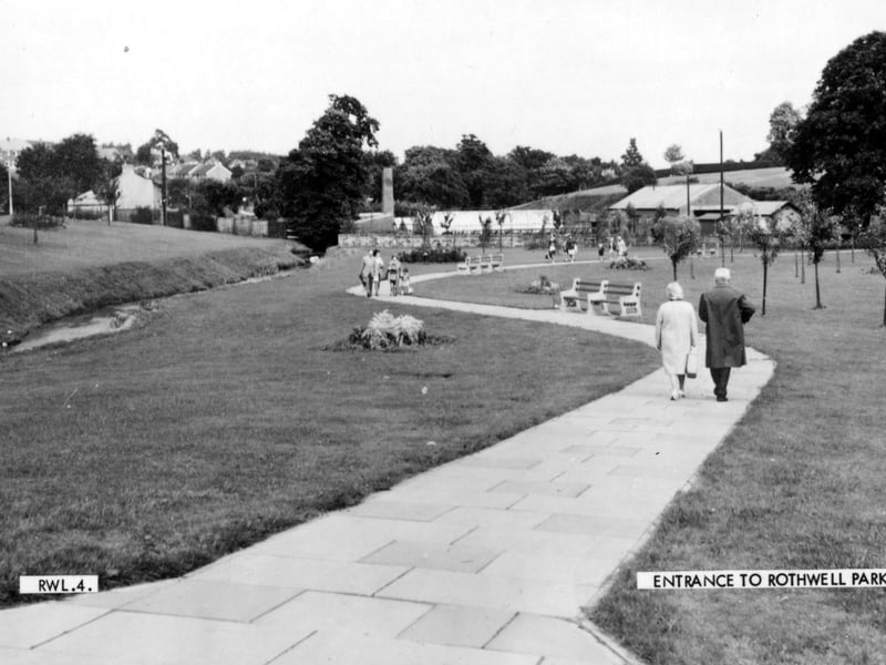 The entrance to Springhead Park taken from Gillet Lane with Park Lane just visible beyond Rothwell Beck (River Dolphin). Pictured in September 1969.