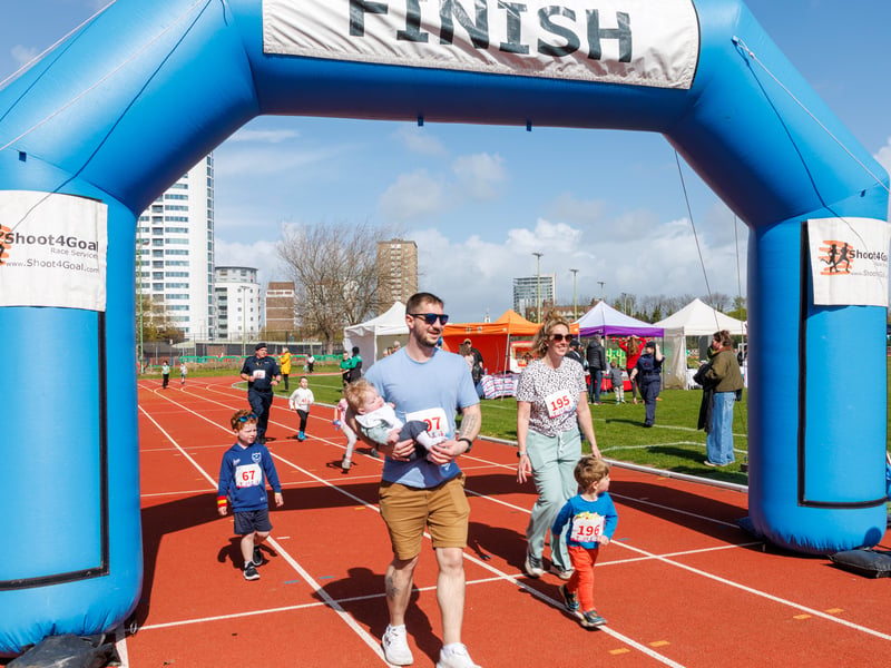 The military children’s charity Little Troopers organised a fun run day at HMS Temeraire to celebrate the month of the military child.