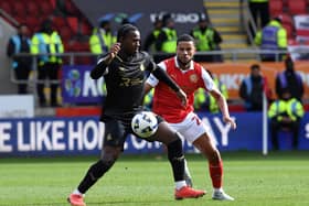 Skybet League One
Rotherham United v Barnsley.
Rotherham's Denzel Hall keeps tabs on Barnsley's Reyes Cleary.
11th April  2026..
Picture Jonathan Gawthorpe