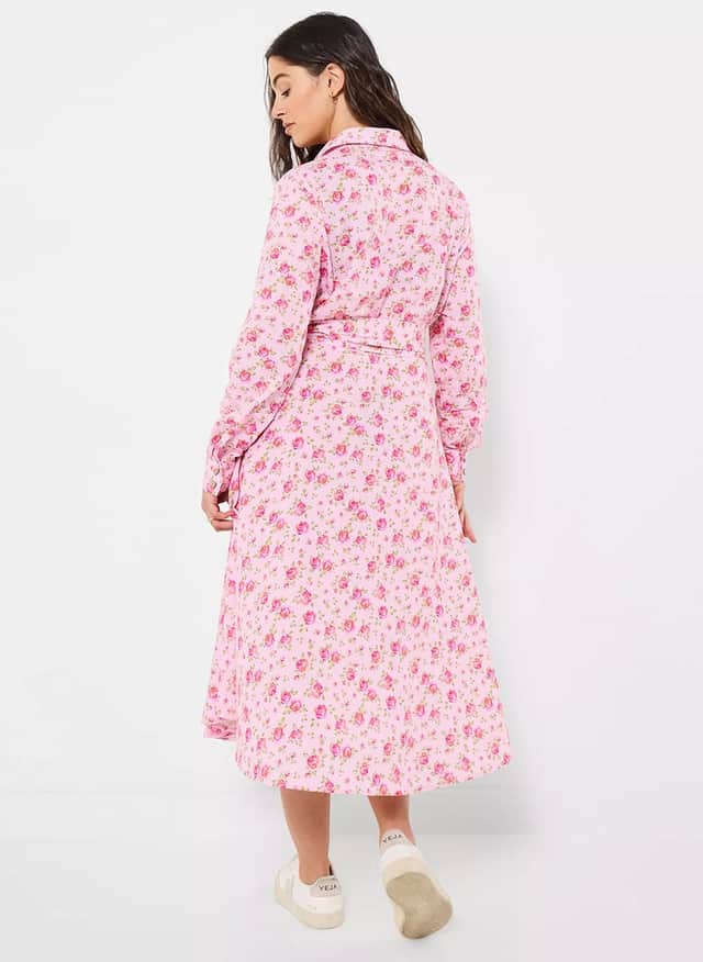 The Roses Are Red Cotton Shirt Dress by Joe Browns is so versatile and can be worn in all weather conditions.