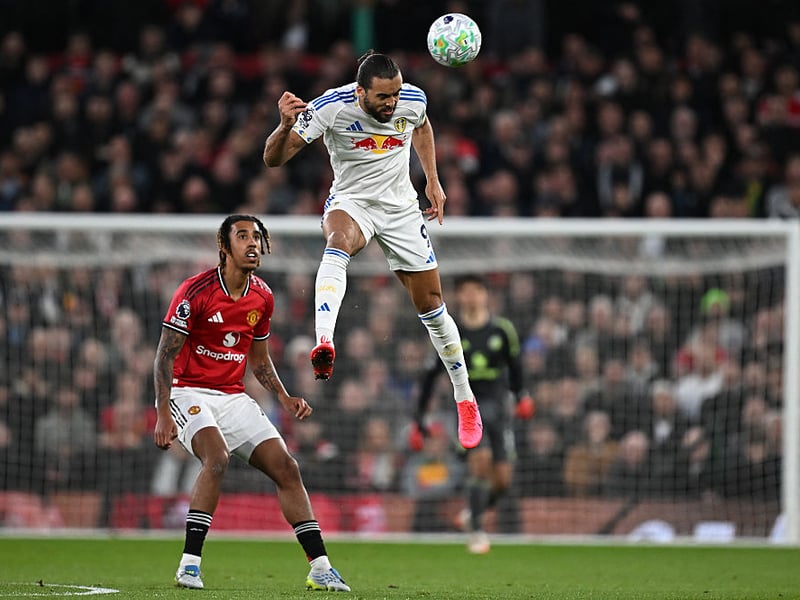 His weak defensive header was punished as Leeds took an early lead. His lack of physicality was a problem, but he got better as it went on.