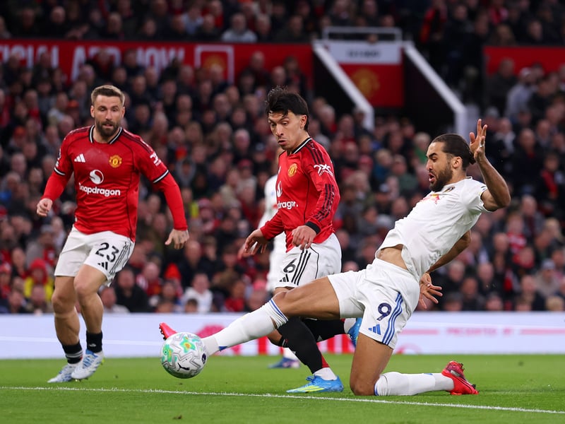 8 Wasteful in front of goal but worked himself into the ground and prevented an equaliser with a goal-line header. Survived a vicious tug on his man bun.