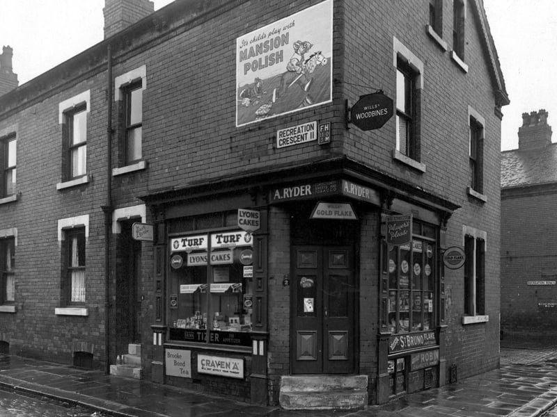 This photo from January 1954 shows the premises of A. Ryder, confectionery shop, on number 2 Recreation Crescent. Recreation Row is visible on the right.
