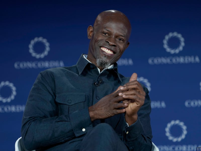 Djimon Hounsou will conquer another major franchise with his role as Sunda Kastagir in the Highlander reboot. Another immortal and long time friend of MacLeod, the actor promised that fans will “love” the film and to expect “a lot” of decapitations, according to Comic Book.com.