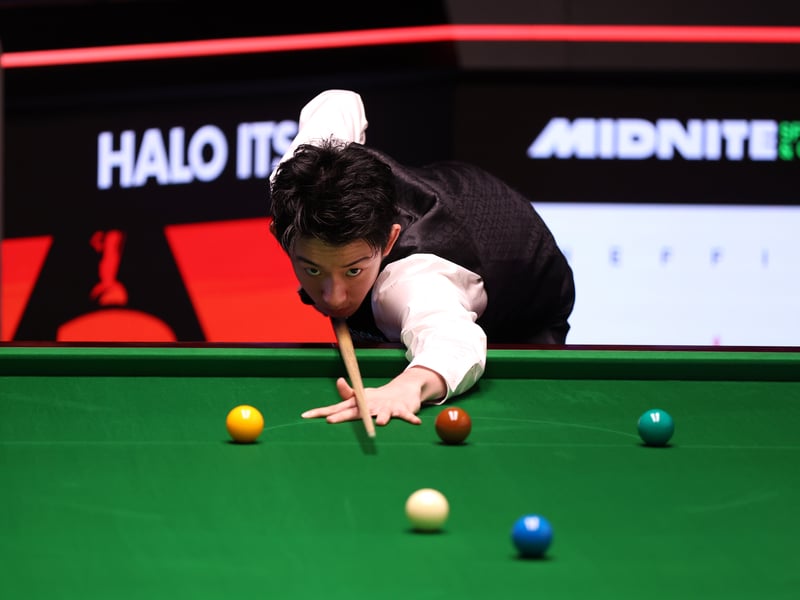  China's immense investment in snooker at grassroots level has helped them to produce some fine talents in recent years, Wu Yize is another example of that.