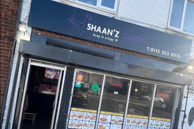Regulars rave about the perfectly seasoned, piping-hot fried chicken and wings that consistently draw queues of locals. Online reviews frequently highlight the generous portion sizes, unbeatable value for money, and the reliably friendly service that makes this spot a neighbourhood staple for weekend comfort food. 🍽️ 55 Lupton Ave, Harehills, Leeds LS9 6EF