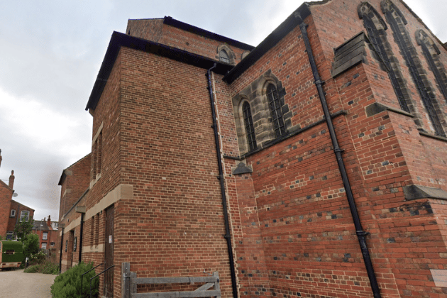 The stunning, atmospheric surroundings of Left Bank provide the perfect backdrop for Elizabeth Nash’s latest exhibition, with this opening night celebrating all things Northern in her distinct and captivating style. 🖼️ Left Bank, Cardigan Rd, Burley, Leeds LS6 1LJ