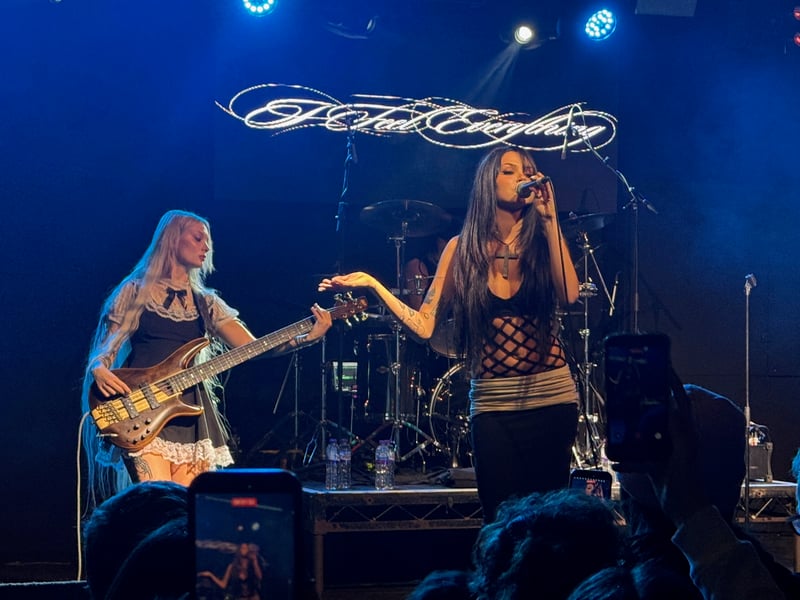 The singer played no encore - with no break allowing for more songs before the 10pm curfew.