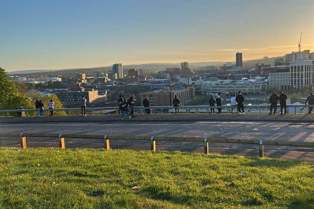 Coun Elle Dodd said it was 'fantastic' to see people enjoying the sunset from the top of Steel Steps following the road closure.