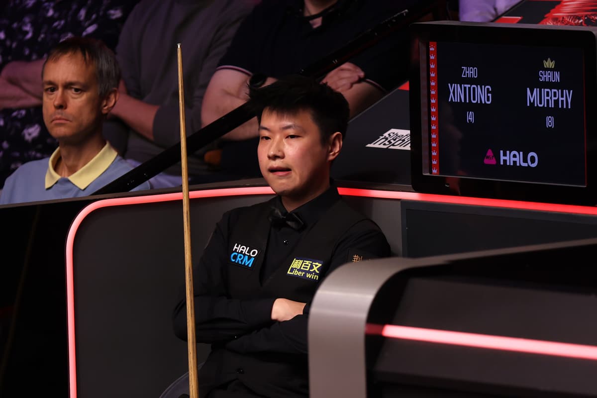 Der 49-jährige Crucible-Fluch hält an: Zhao Xintong scheidet im ...