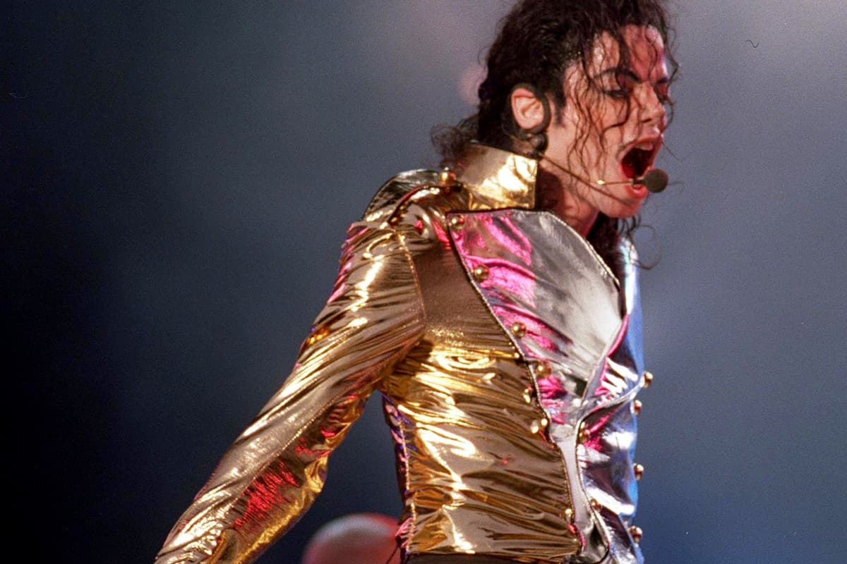 Spot yourself in these pictures of Sheffield fans at Michael Jackson ...