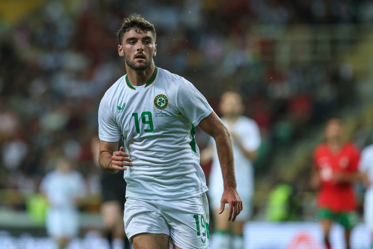 Sheffield United-Star Tom Cannon erzielt erste Länderspieltore bei ...