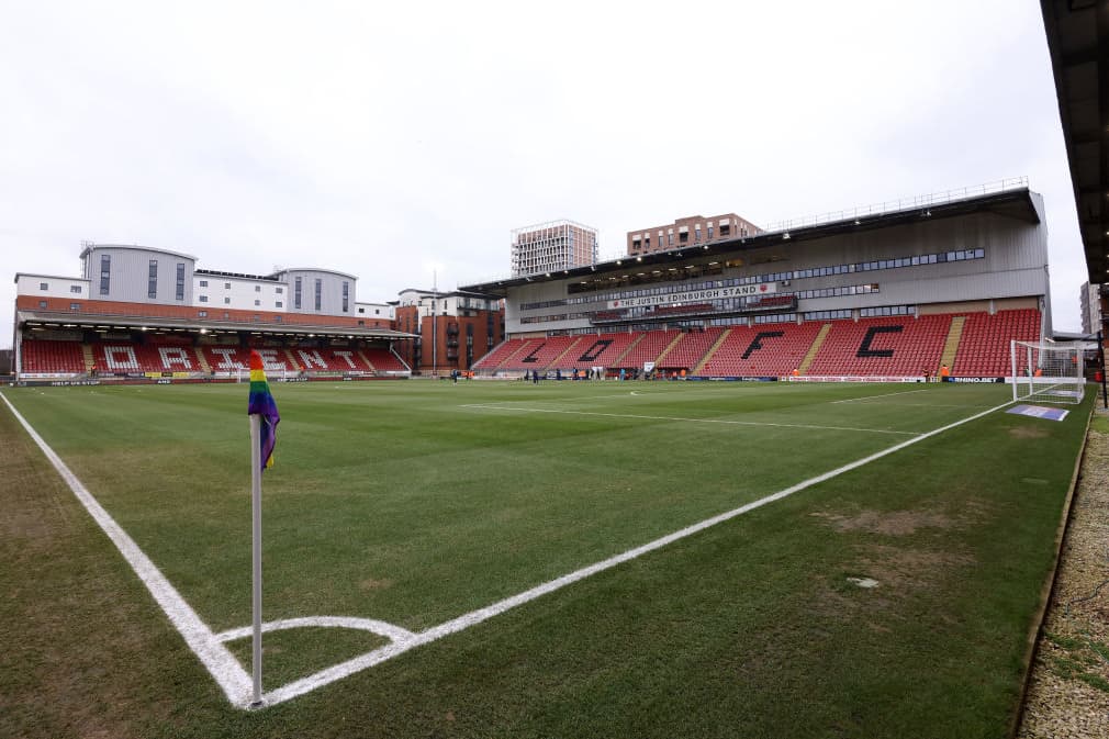 Leyton Orient trifft Vorsichtsmaßnahmen beim Ticketverkauf für das Spiel ...