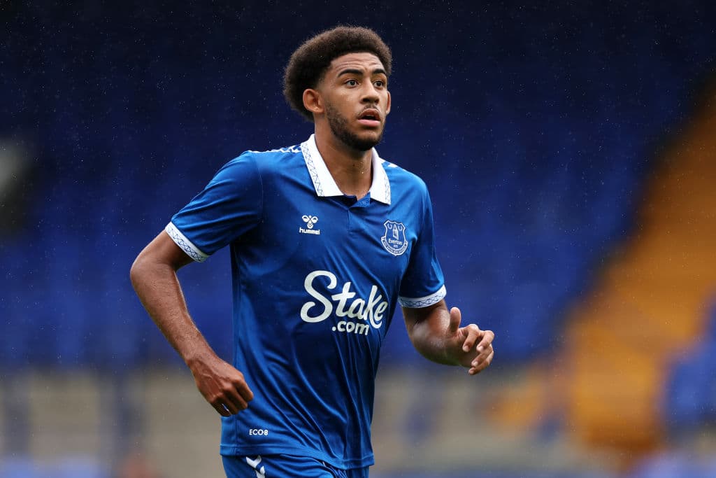 Ehemaliger Everton-Mittelfeldspieler absolviert Probetraining bei ...