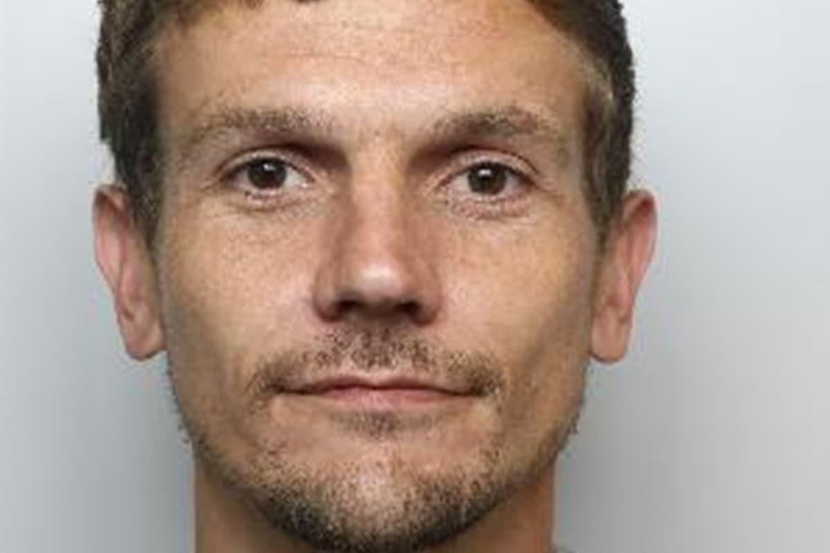 Sticky-fingered shoplifter pilfered over £3,500 from 10 Sheffield shops ...
