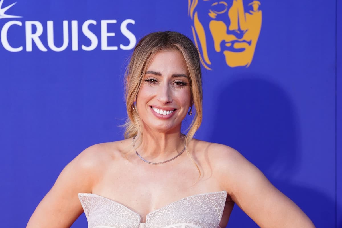 Stacey Solomon liebt diese kabellosen Ohrhörer, und sie sind jetzt zum ...