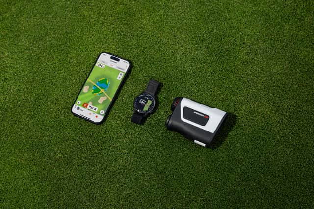 The ultimate Garmin golf trio: the Approach Z10 rangefinder works alongside a compatible Garmin watch and the Garmin Golf app to put detailed course information and precise distances at your fingertips.
