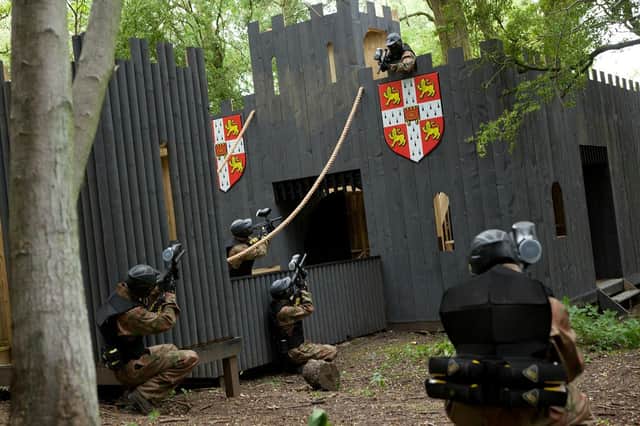 Wowcher is offering a day of paintballing for up to 10 people with 50 paintballs each for just £10, saving you 95% off Delta Force Paintball’s usual price