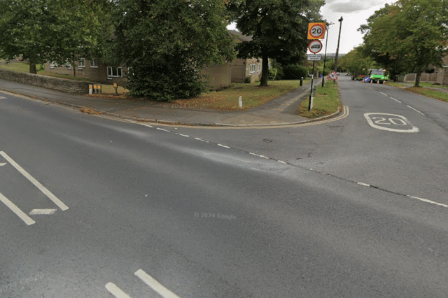 Richmond Road at the junction with Ravenscroft Road
