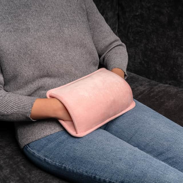 Daewoo Pink Rechargeable Hot Water Bottle.