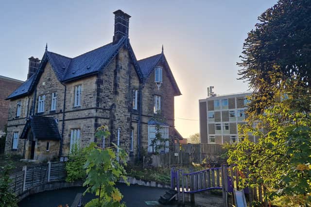 Woodville flats and adjacent mansion on Broomhall Road are being sold by Sheffield Hallam University.