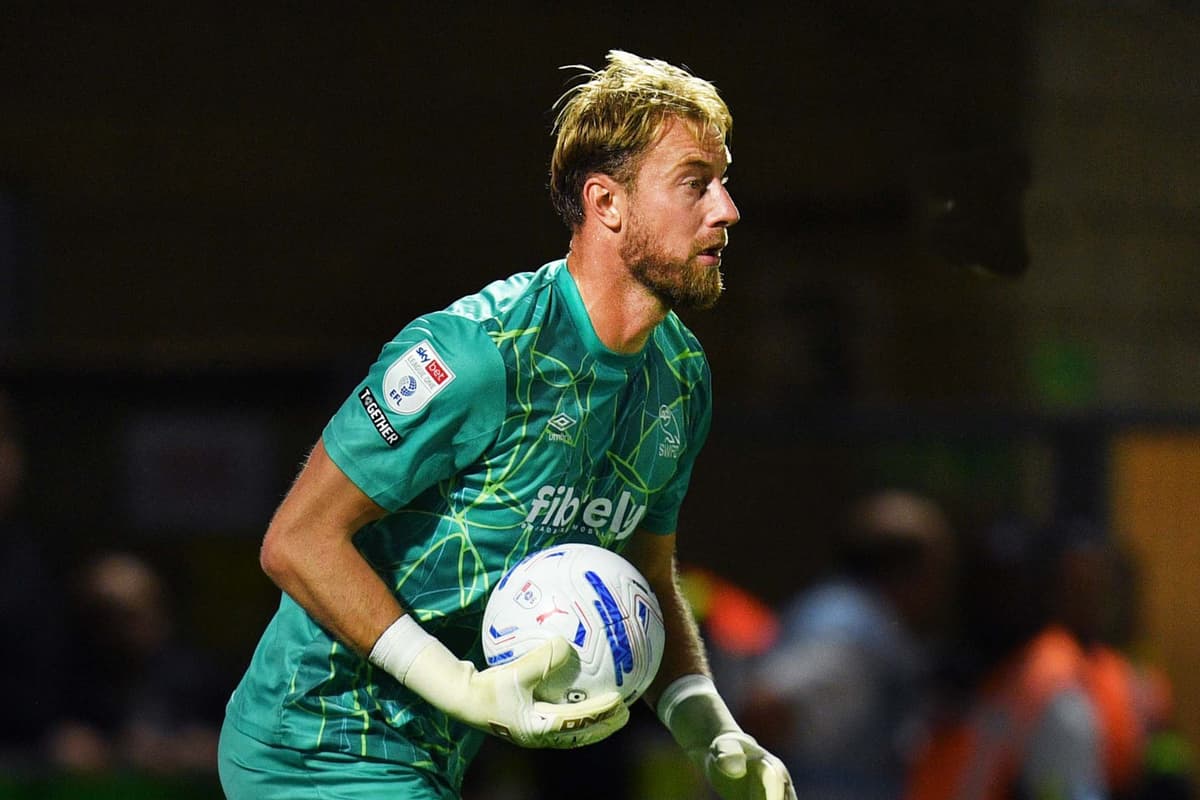 Joe Lumleys Ausfallzeit bekanntgegeben: Sheffield Wednesday feiert ...