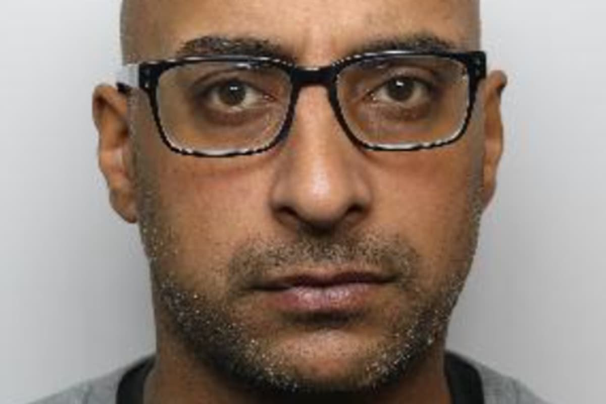 Pervy sex pest who badgered teenage girl for naked images caught with ...
