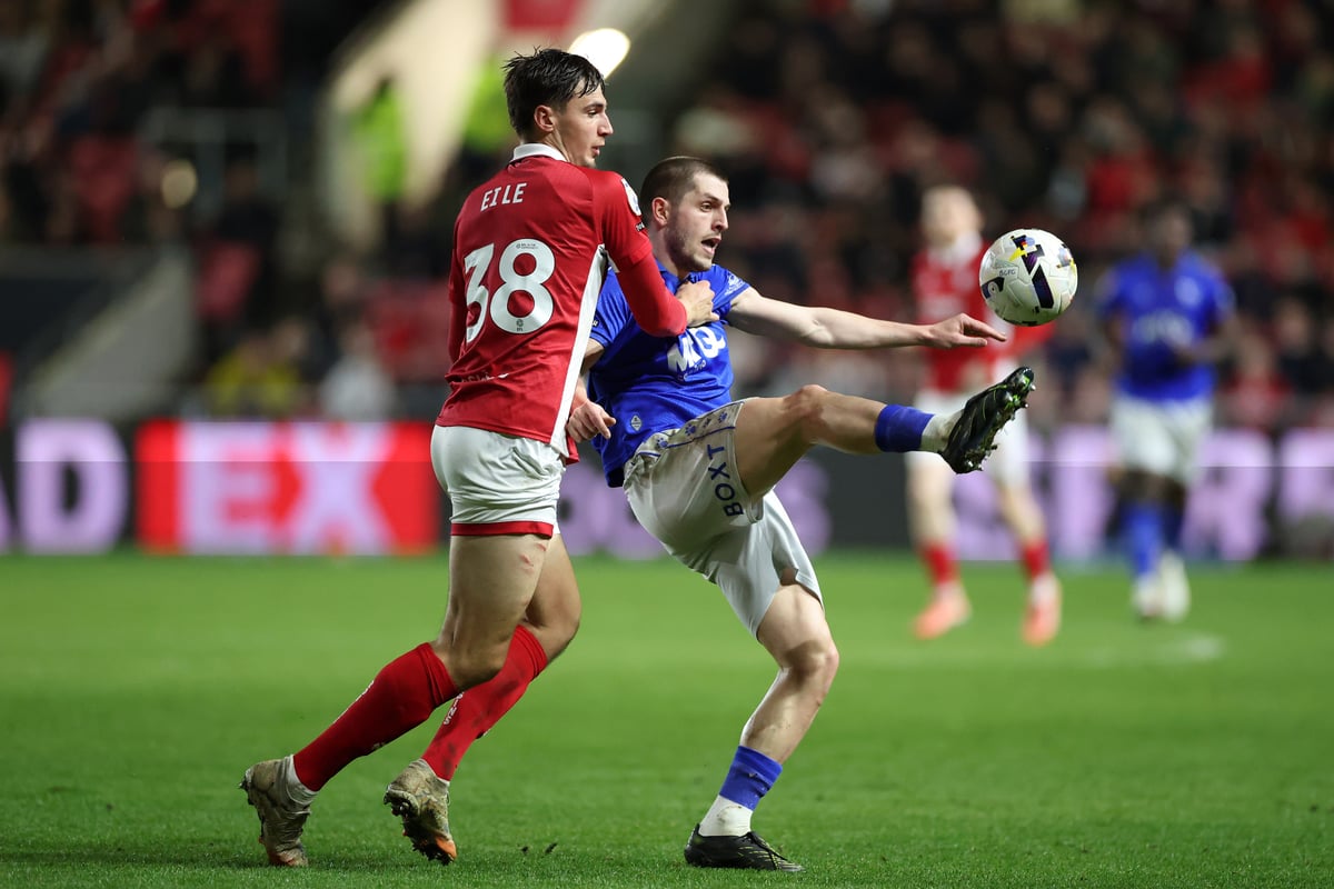 Defender ruled out of Sheffield United fixture as Bristol City boss shares mixed injury update