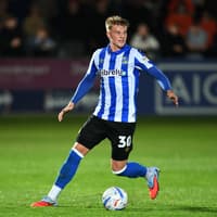 Sheffield Wednesday still exploring 'best solution' for defender - loan move possible